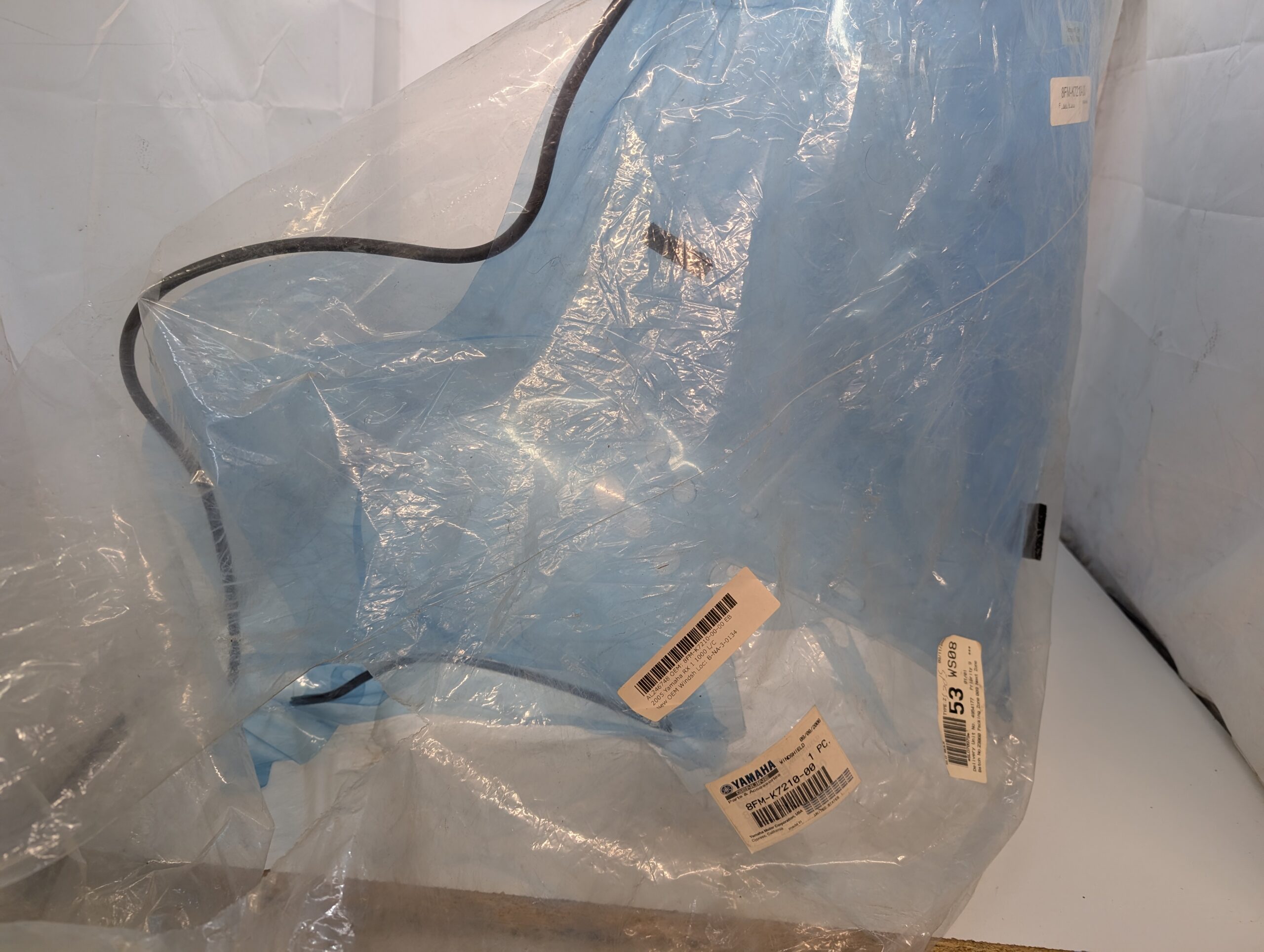 2006 Yamaha Tall Clear Windshield Has Damage - Image 4